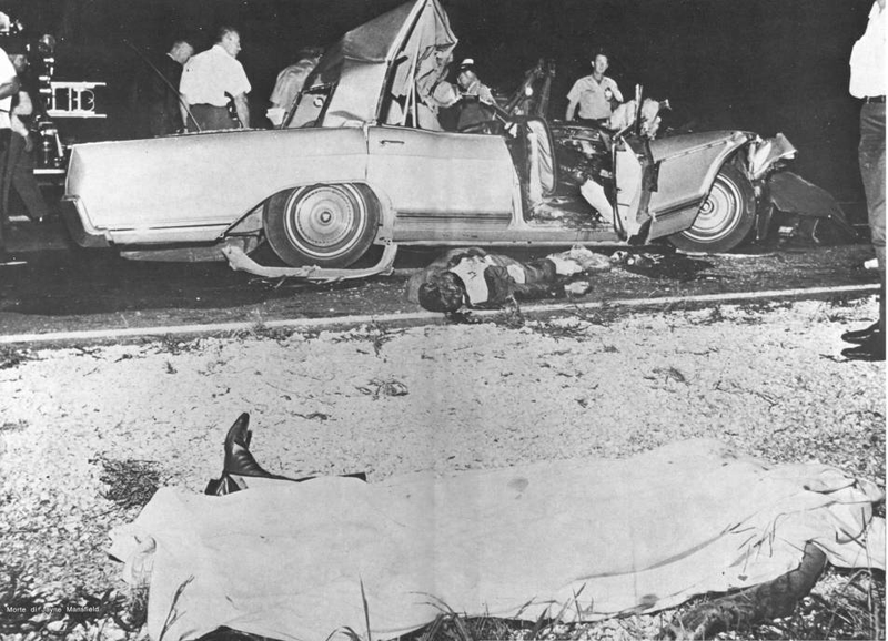 Illustration for article titled This Hollywood starlet’s gruesome death changed the highway forever